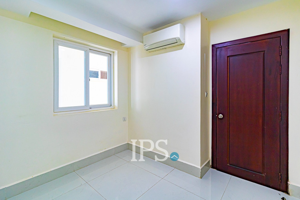 3 Bedroom Apartment For Rent - Svay Dangkum, Siem Reap - Image 13