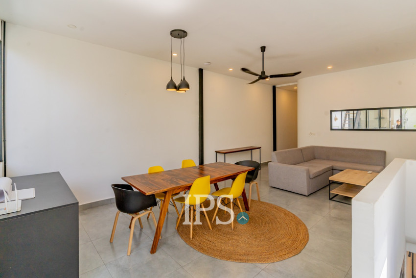 Renovated 3 Bedroom Apartment For Rent - Beoung Raing, Phnom Penh