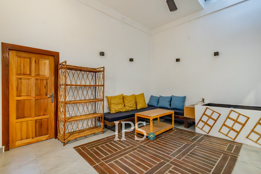 Renovated 2 Bedroom Apartment For Rent - Beoung Raing, Phnom Penh