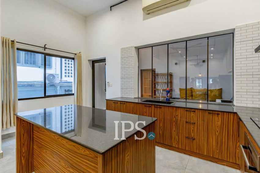 Renovated 2 Bedroom Apartment For Rent - Beoung Raing, Phnom Penh