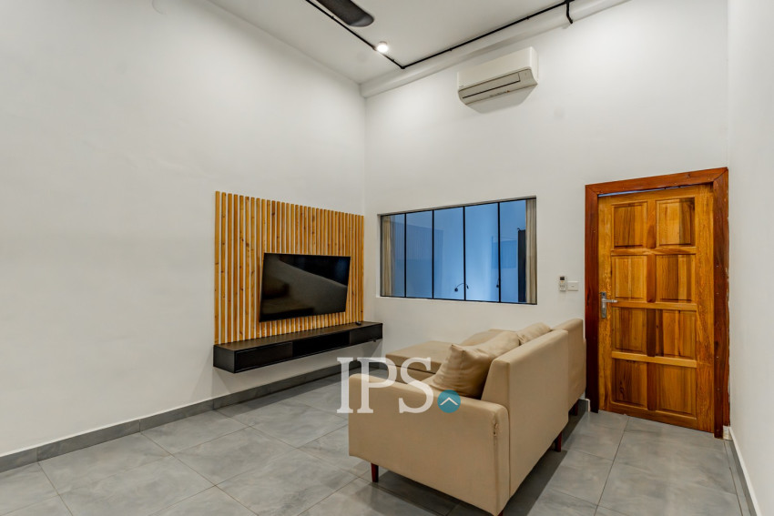 Renovated 2 Bedroom Apartment For Rent - Beoung Raing, Phnom Penh