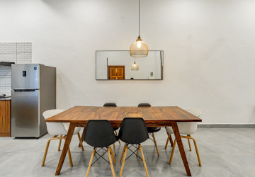 Renovated 2 Bedroom Apartment For Rent - Beoung Raing, Phnom Penh thumbnail