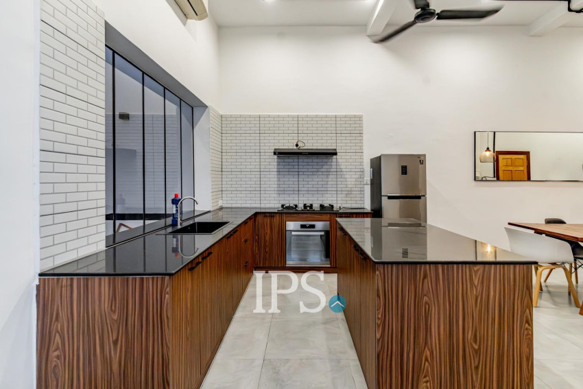 Renovated 2 Bedroom Apartment For Rent - Beoung Raing, Phnom Penh