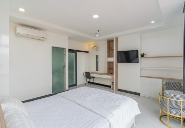 1 Bedroom Serviced Apartment For Rent - Boeung Prolit, Phnom Penh thumbnail