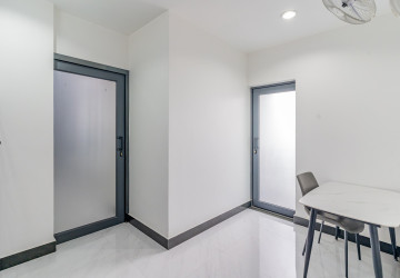 1 Bedroom Serviced Apartment For Rent - Boeung Prolit, Phnom Penh thumbnail