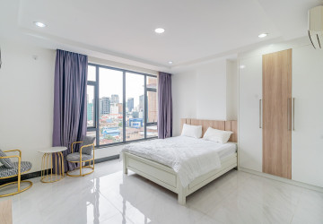 1 Bedroom Serviced Apartment For Rent - Boeung Prolit, Phnom Penh thumbnail