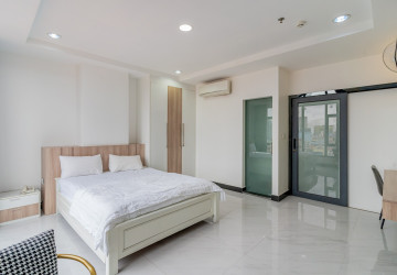 1 Bedroom Serviced Apartment For Rent - Boeung Prolit, Phnom Penh thumbnail