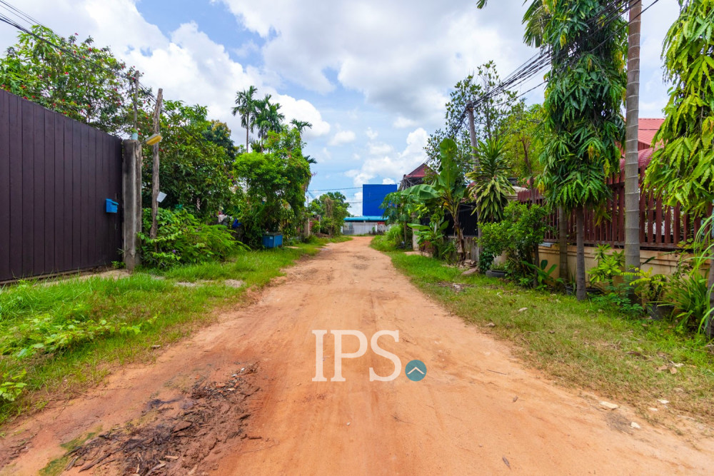 3 Bedroom House For Sale - Svay Dangkum, Siem Reap - Image 15