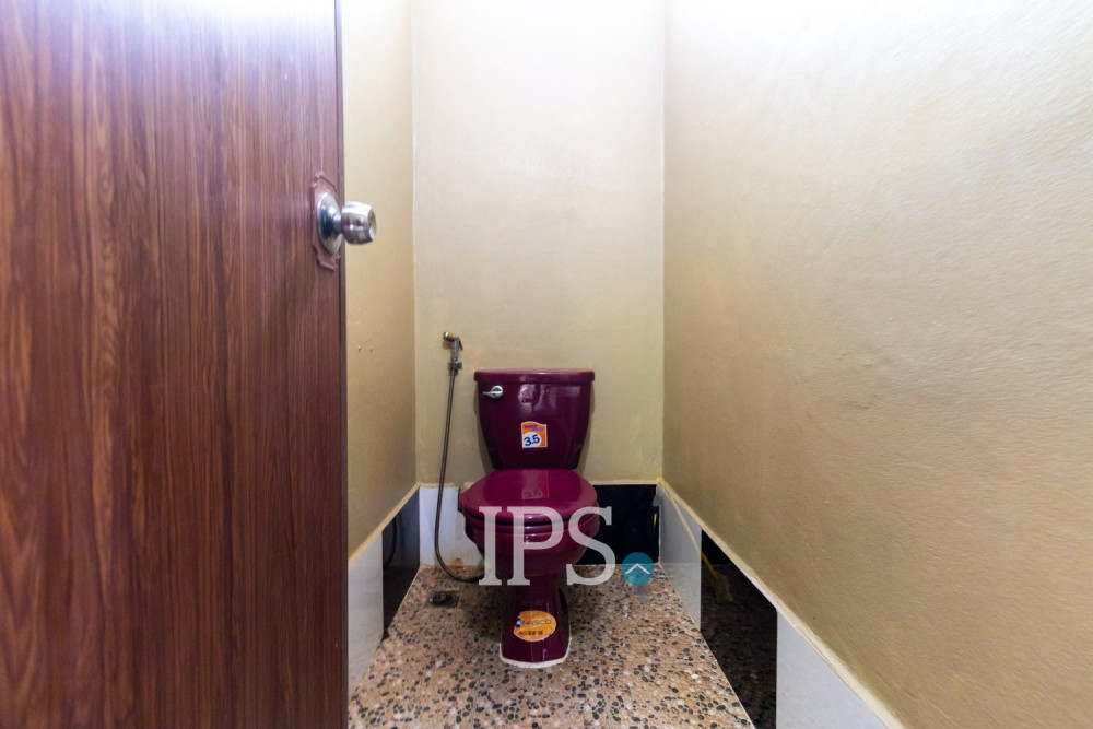3 Bedroom House For Sale - Svay Dangkum, Siem Reap - Image 12