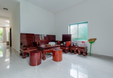 3 Bedroom Private Villa For Rent - Slor Kram, Siem Reap thumbnail