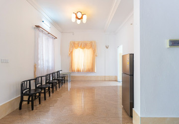 3 Bedroom Villa For Rent - Svay Dangkum, Siem Reap thumbnail