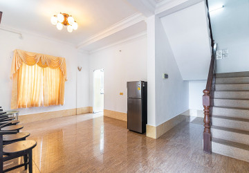 3 Bedroom Villa For Rent - Svay Dangkum, Siem Reap thumbnail
