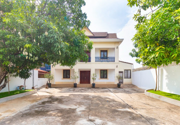 3 Bedroom Villa For Rent - Svay Dangkum, Siem Reap thumbnail
