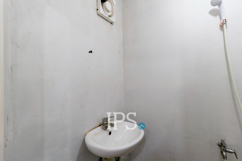 512 Sqm Commercial Building For Rent - Slor Kram, Siem Reap - Image 28