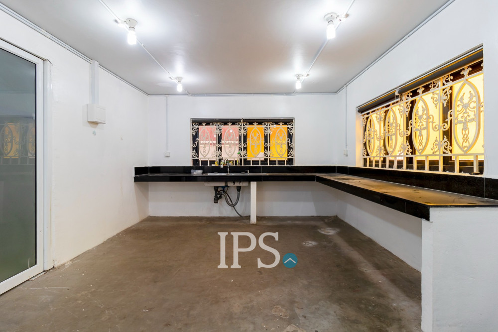 512 Sqm Commercial Building For Rent - Slor Kram, Siem Reap - Image 10