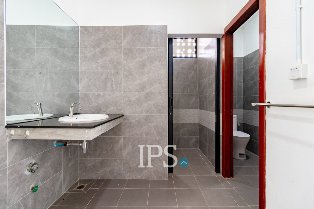 512 Sqm Commercial Building For Rent - Slor Kram, Siem Reap - Image 21