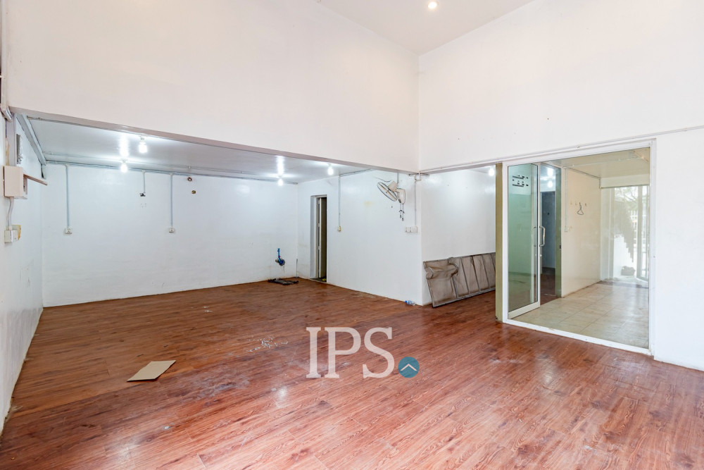 512 Sqm Commercial Building For Rent - Slor Kram, Siem Reap - Image 13