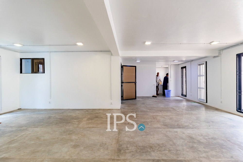 512 Sqm Commercial Building For Rent - Slor Kram, Siem Reap - Image 11