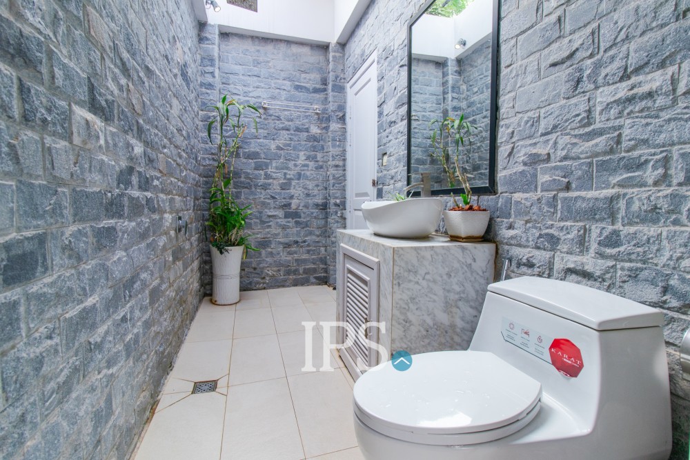 2 Bedroom Villa For Rent - Svay Dangkum, Siem Reap - Image 30