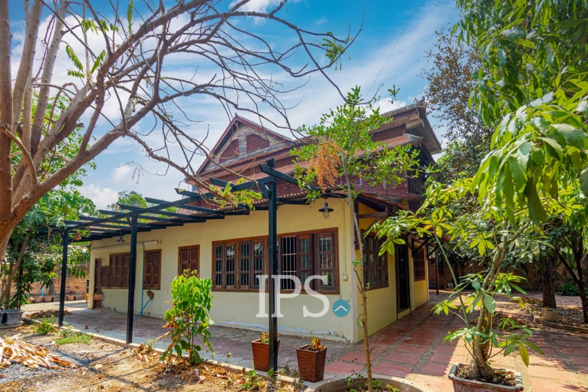 5 Bedroom Villa For Rent - Slor Kram, Siem Reap