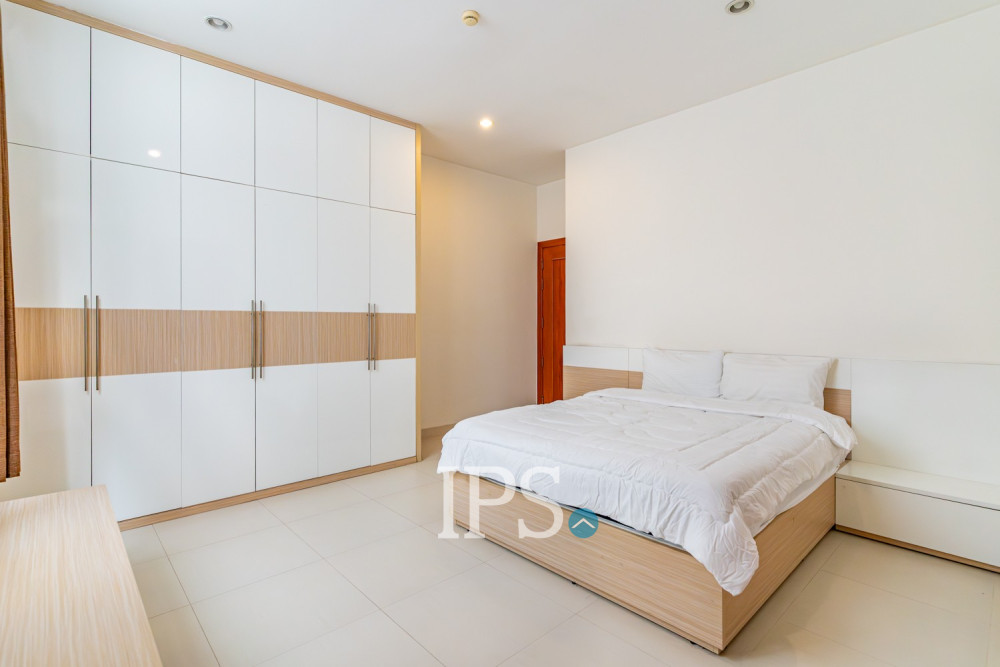 3 Bedroom Penthouse For Rent - BKK1, Phnom Penh - Image 19