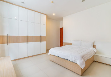 3 Bedroom Penthouse For Rent - BKK1, Phnom Penh thumbnail