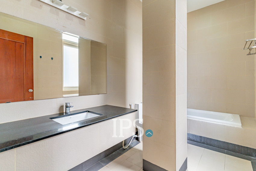 3 Bedroom Penthouse For Rent - BKK1, Phnom Penh