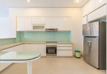 3 Bedroom Penthouse For Rent - BKK1, Phnom Penh thumbnail