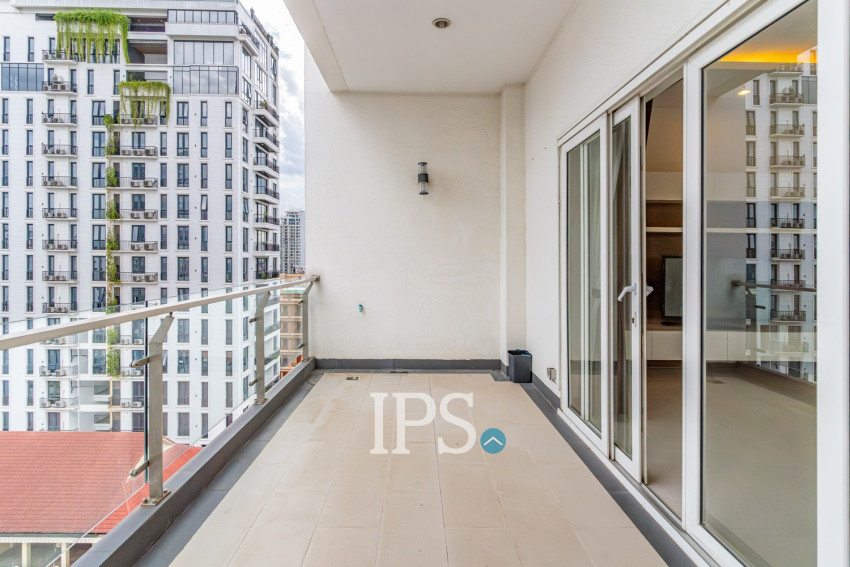 3 Bedroom Penthouse For Rent - BKK1, Phnom Penh