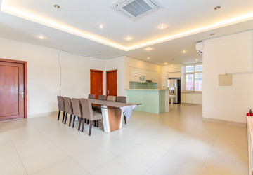 3 Bedroom Penthouse For Rent - BKK1, Phnom Penh thumbnail
