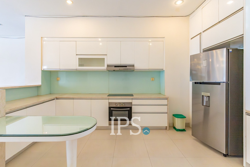 3 Bedroom Penthouse For Rent - BKK1, Phnom Penh
