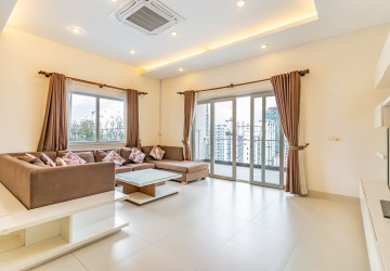 3 Bedroom Penthouse For Rent - BKK1, Phnom Penh thumbnail