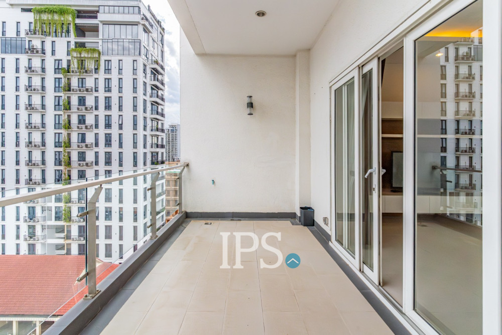 3 Bedroom Penthouse For Rent - BKK1, Phnom Penh - Image 29