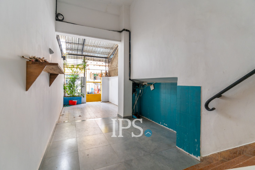 Renovated 2 Bedroom Apartment For Rent - Boeung Raing, Phnom Penh