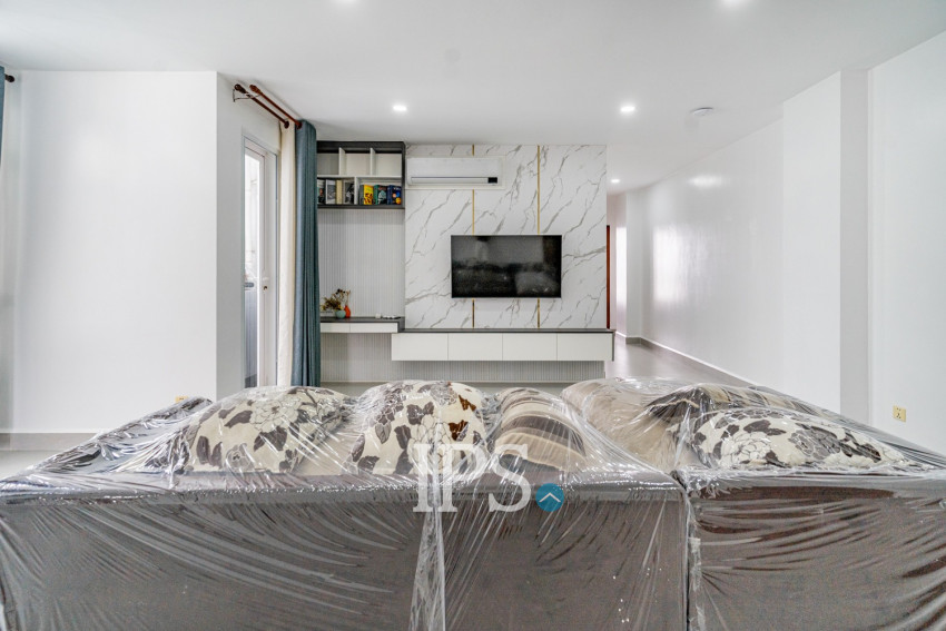 2 Bedroom Serviced Apartment For Rent - Toul Tum Poung 1, Phnom Penh