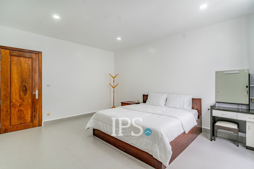 2 Bedroom Serviced Apartment For Rent - Toul Tum Poung 1, Phnom Penh