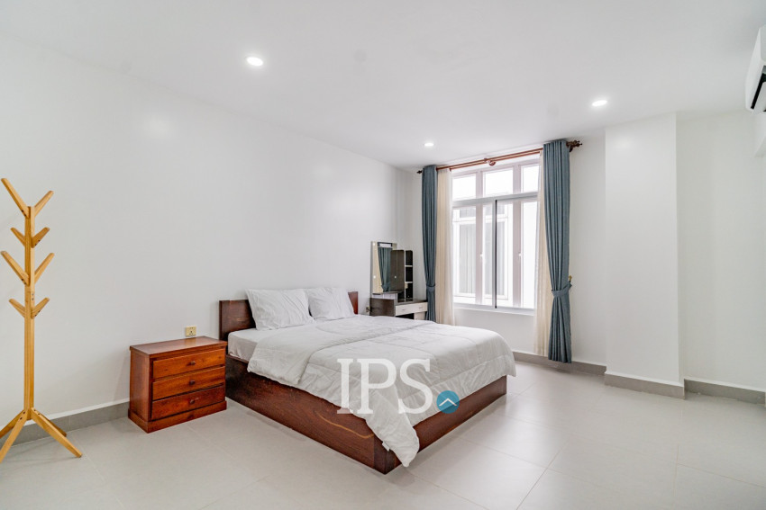 2 Bedroom Serviced Apartment For Rent - Toul Tum Poung 1, Phnom Penh