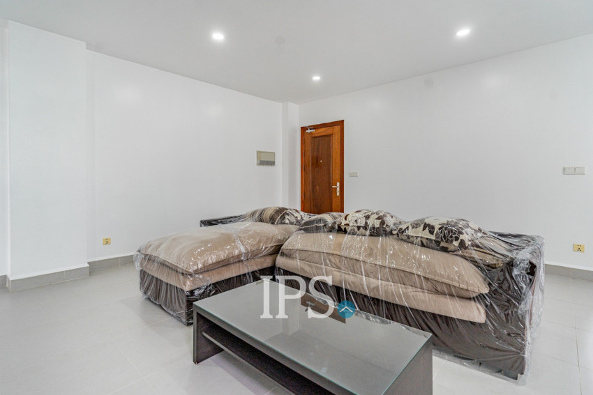 2 Bedroom Serviced Apartment For Rent - Toul Tum Poung 1, Phnom Penh