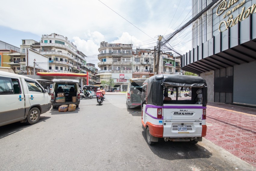 2 Bedroom Apartment For Rent - Phsar Thmei 2, Phnom Penh