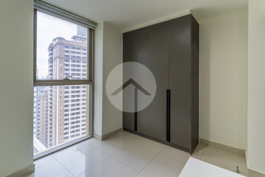 18th Floor 3 Bedroom Condo For Sale - The Peak, Tonle Bassac, Phnom Penh