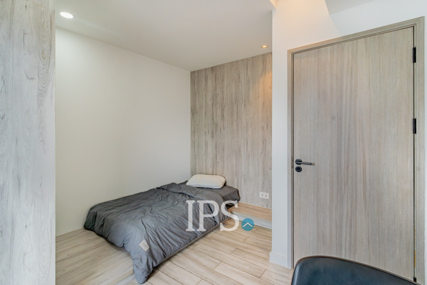 3 Bedroom Serviced Apartment For Rent - BKK1, Phnom Penh