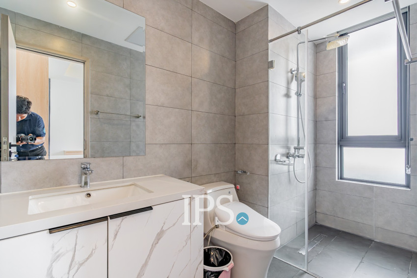 3 Bedroom Serviced Apartment For Rent - BKK1, Phnom Penh