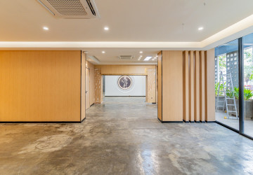 370 Sqm Green Office Space For Rent - Tonle Bassac, Phnom Penh thumbnail