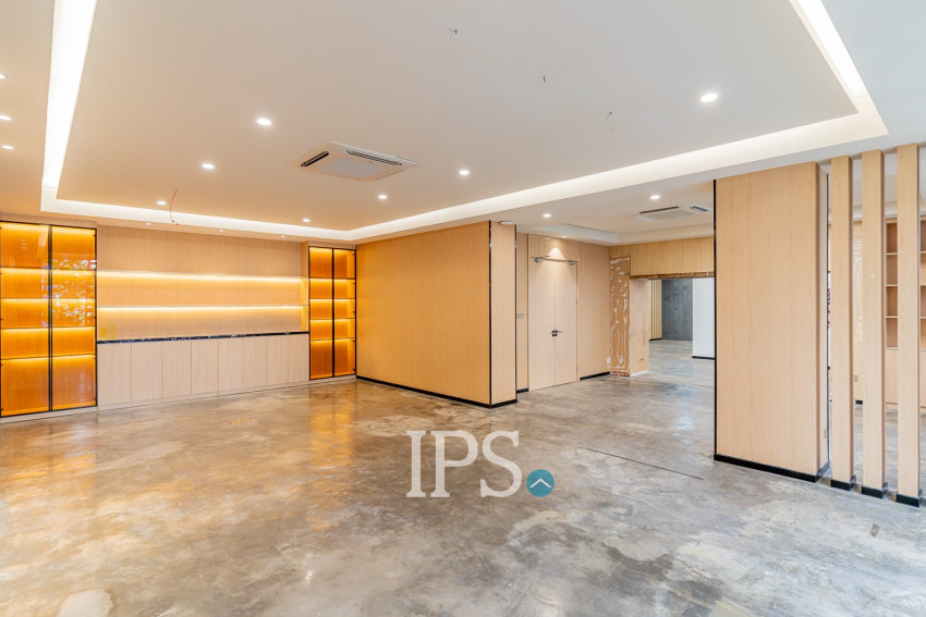 370 Sqm Green Office Space For Rent - Tonle Bassac, Phnom Penh