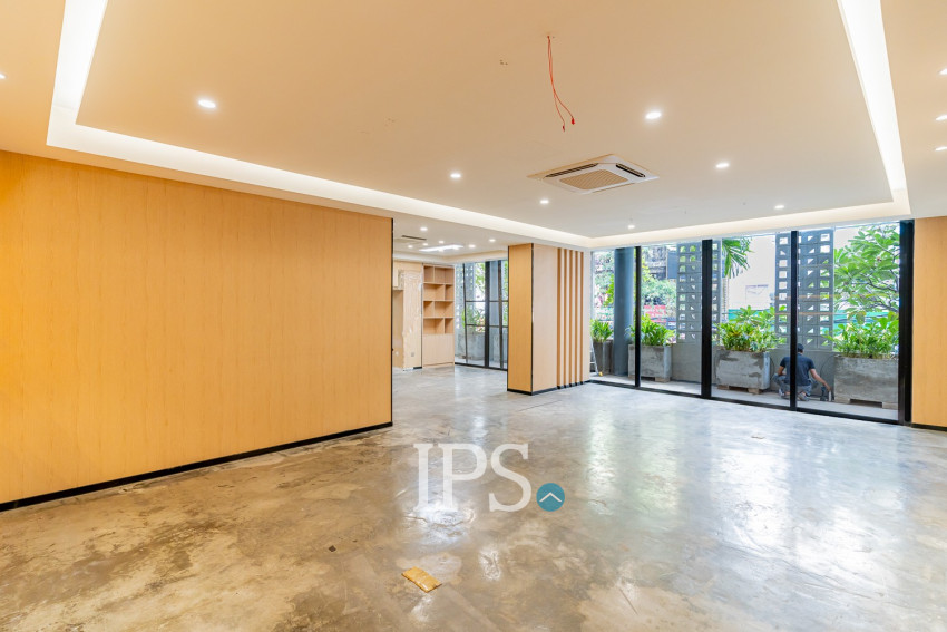 370 Sqm Green Office Space For Rent - Tonle Bassac, Phnom Penh