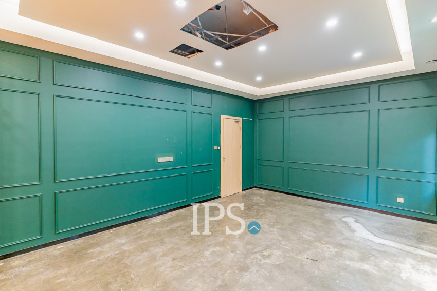 370 Sqm Green Office Space For Rent - Tonle Bassac, Phnom Penh