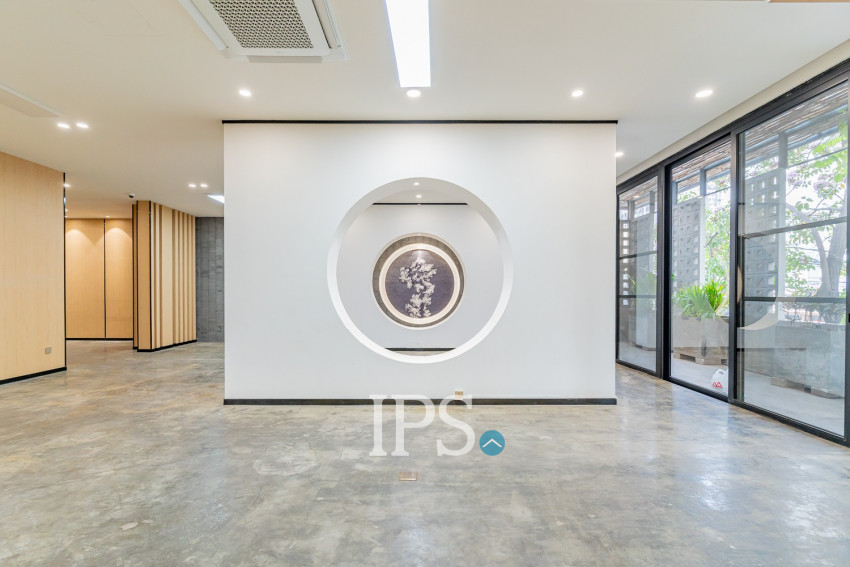 370 Sqm Green Office Space For Rent - Tonle Bassac, Phnom Penh