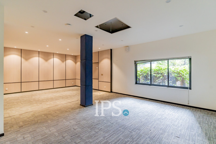 370 Sqm Green Office Space For Rent - Tonle Bassac, Phnom Penh