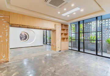 370 Sqm Green Office Space For Rent - Tonle Bassac, Phnom Penh thumbnail