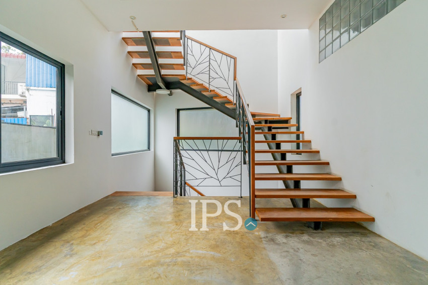 370 Sqm Green Office Space For Rent - Tonle Bassac, Phnom Penh